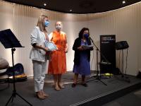 Lidia López recoge el premio de la Fundación de servicios Familiares de la Comunidad Valenciana