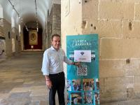 El concejal de Innovación en la presentación de la red Wifi en el Castillo de Santa Bárbara