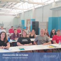 Imagen de alumnos en un aula