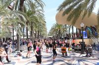 Clase de zumba en la Explanada