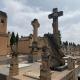 Imagen de varias tumbas situadas en el Cementerio de Alicante.